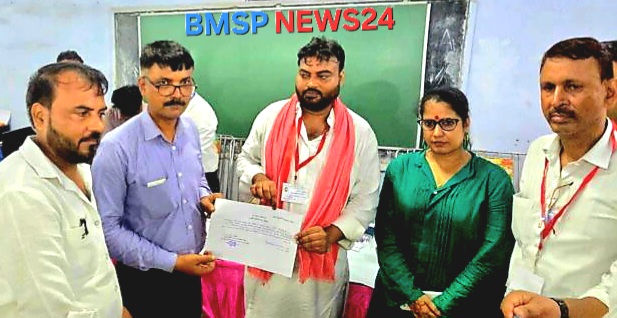 सीतापुर: महमूदाबाद नगर पालिका चुनाव में सपा का शानदार प्रदर्शन, बीजेपी को बड़ा झटका